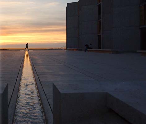 SalkInstitute_LouisKahn_17