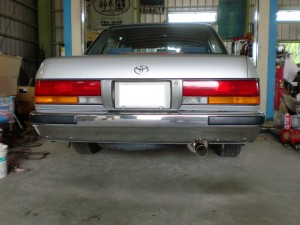 クラウンワンオフマフラー製作