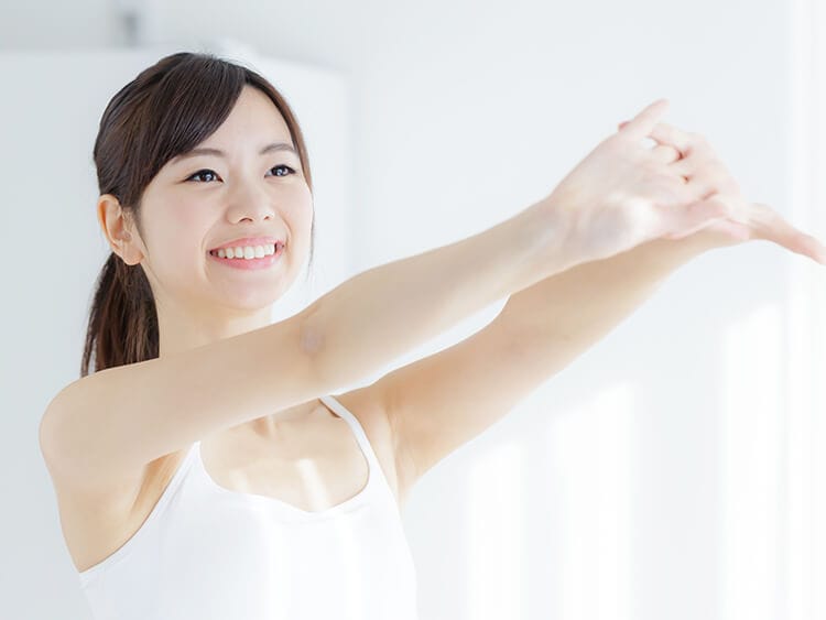 運動する女性イメージ