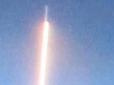 【大ニュース】米ウィドビー島で「謎の垂直UFO」が目撃されるも、軍がミサイル説を完全否定！ 意外な事実も判明し…！ 