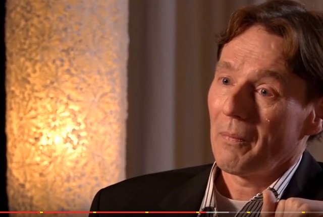 「子どもが生贄に…」元イルミナティ構成員が顔出しインタビューで号泣暴露！ 脱退時には激しい拷問も！の画像3