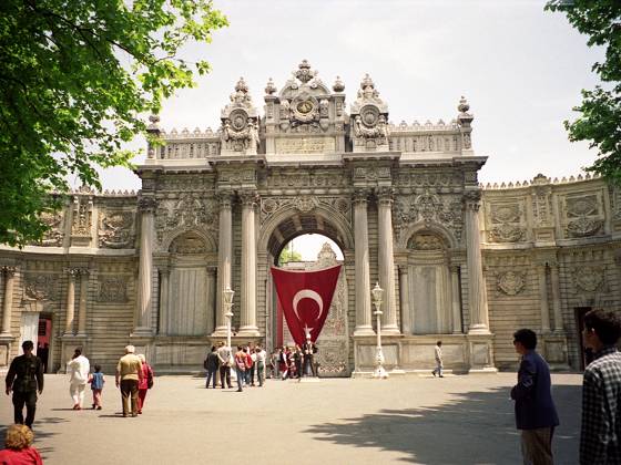 「ドルマバフチェ宮殿」の画像検索結果