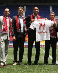 Don Garber, Dietmar Beiersdorfer, Thierry Henry, Erik Stoler, Hans Backe; New York Red Bulls; MLS (Getty)