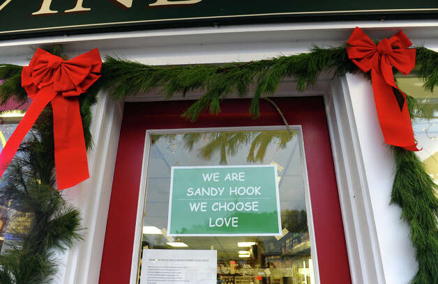Memorial for victims from last Friday's shooting massacre at Sandy Hook Elementary School in Newtown, Conn. on Thursday December 20, 2012. Photo: Christian Abraham / Connecticut Post