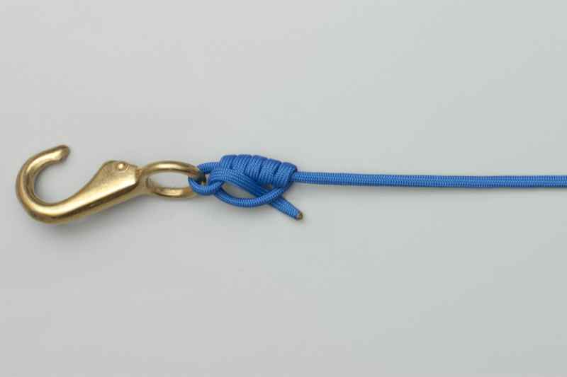 Improved Clinch Knot - How to tie an.