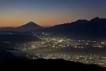 高ボッチ山 雲海　富士山