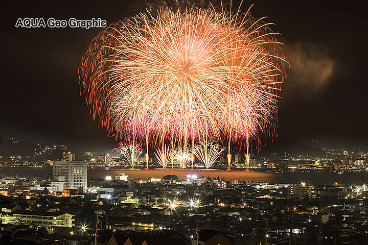 諏訪湖花火　諏訪湖祭湖上花火大会
