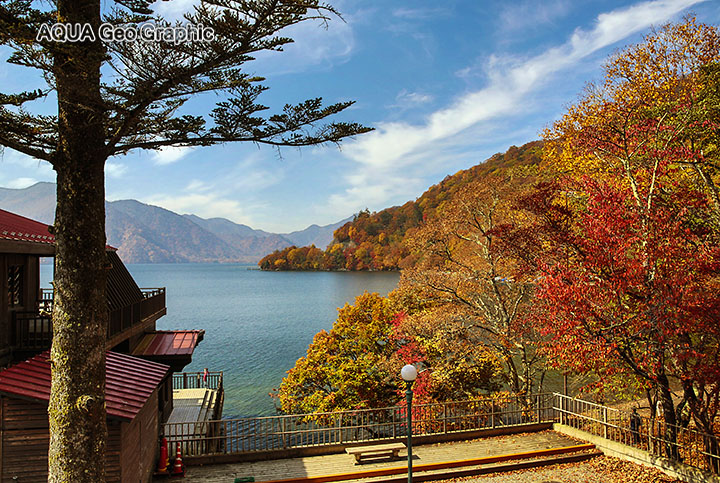 「奥日光」の紅葉　中禅寺湖