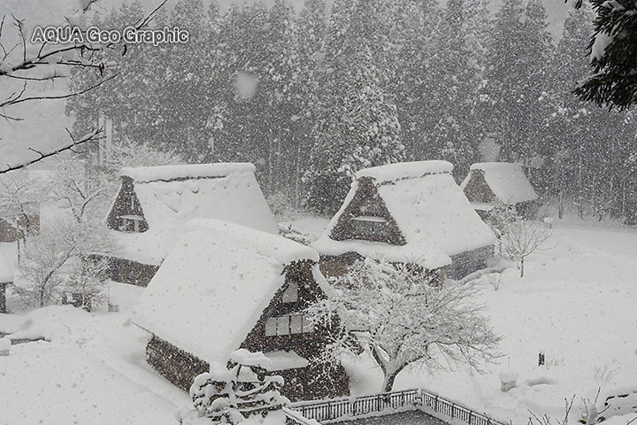 雪景色　五箇山 菅沼合掌造り集落　世界遺産
