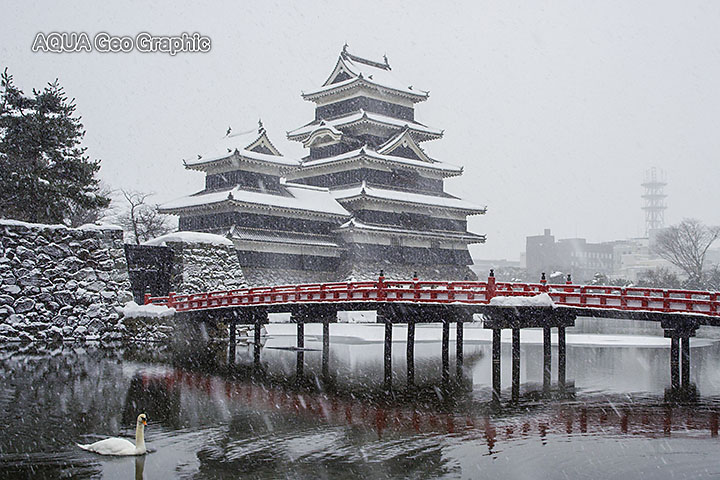雪景色　松本城