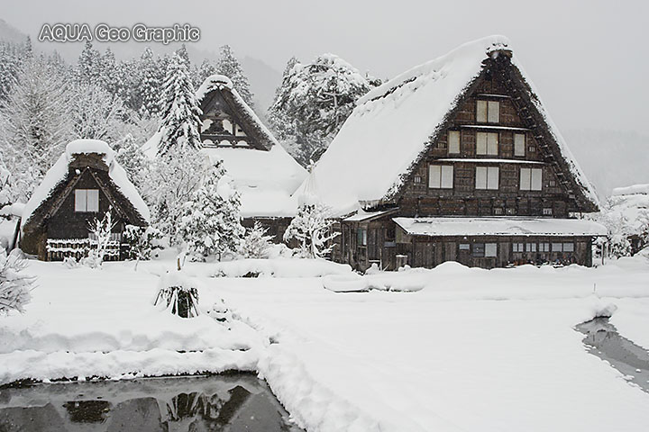 雪景色　白川郷