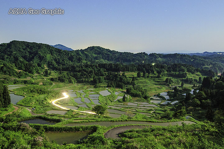 十日町市　松代の棚田　星峠の棚田　月光　月明かり