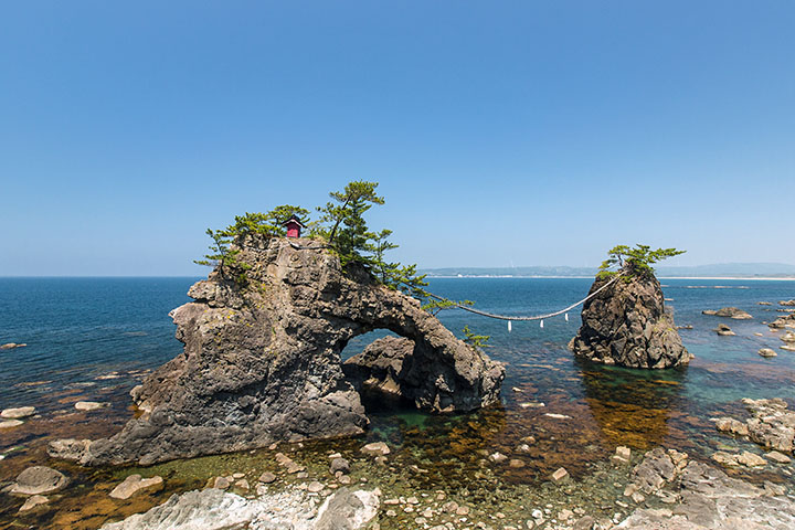 能登半島　機具岩（能登二見）