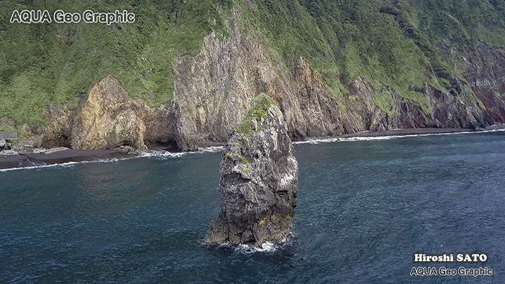 伊豆大島ジオパーク　筆島　伊豆大島　伊豆諸島　伊豆七島　ドローン空撮 多摩島しょ部