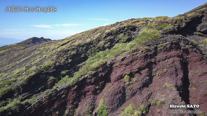 伊豆大島ジオパーク 三原山 赤ダレ ドローン空撮 dji mavicpro