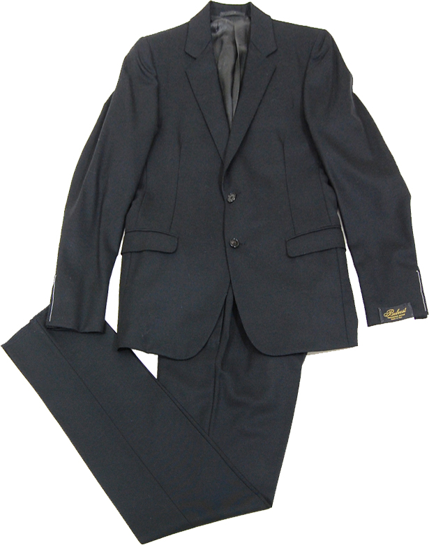 Belvest 黒スーツ