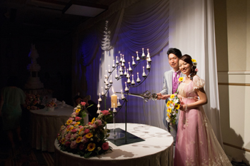 ドレスはラプンツェルカラー ディズニー アンバサダーホテルで結婚式でした 第二弾 ウェディングドレスショップ アトリエアンのブログ