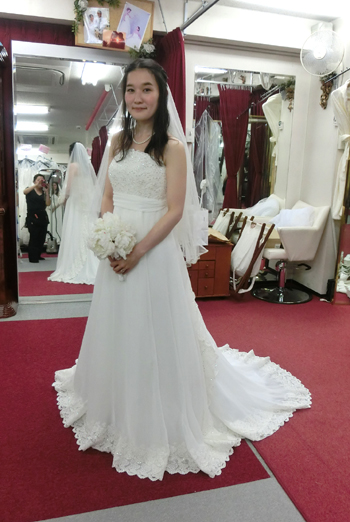 ドレスはアスター 北海道 新富良野プリンスホテルで結婚式です ウェディングドレスショップ アトリエアンのブログ