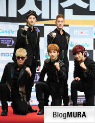 ブログランキング・にほんブログ村へ