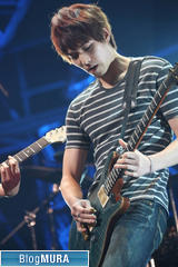 ブログランキング・にほんブログ村へ