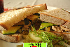 ブログランキング・にほんブログ村へ