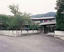 落ち着いた和風数寄屋造り