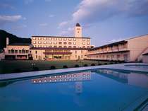 仙台市街から車で約25分の本格リゾートホテル