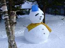 Welcom!　雪だるまもお出迎え