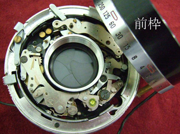 店主がお土産用の蕎麦を打ちます