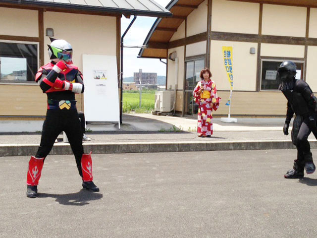 龍MAX戦闘シーン1 ご当地ヒーロー「龍ＭＡＸ（リョウマックス）」デビュー!! 龍マックス 龍MAX リョウマックス ご当地ヒーロー 