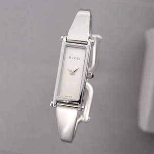 GUCCI(グッチ) レディースウォッチ 1500SS R SI(シルバー) 