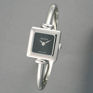 GUCCI(グッチ) レディースウォッチ 1900SS R BK(ブラック) 