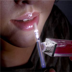 Lakira(ラキラ) クリスタルライトアップグロス シャンパンライム