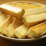 【お歳暮用 内のし付き(名入れ不可) 訳あり】チーズケーキバー 1kg(18本~26本)