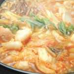 六白黒豚バラ肉&コラーゲンドーム付!!ぷるぷるもつ鍋 3～4人前