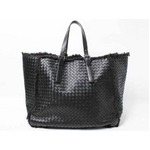 【現品限り】BOTTEGA VENETA（ボッテガヴェネタ） 2011年新作 イントレチャート トートバッグ 黒 ブラック 261506 【未使用】