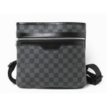 【現品限り】LOUIS VUITTON（ルイヴィトン） ダミエグラフィット トマス N58028 ショルダーバッグ 【中古SA】
