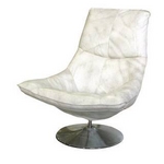 カムデンスイベルチェアー