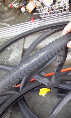 自転車がパンク