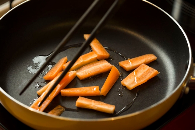 感動するほどおいしい定番の野菜炒めを作るポイント_3