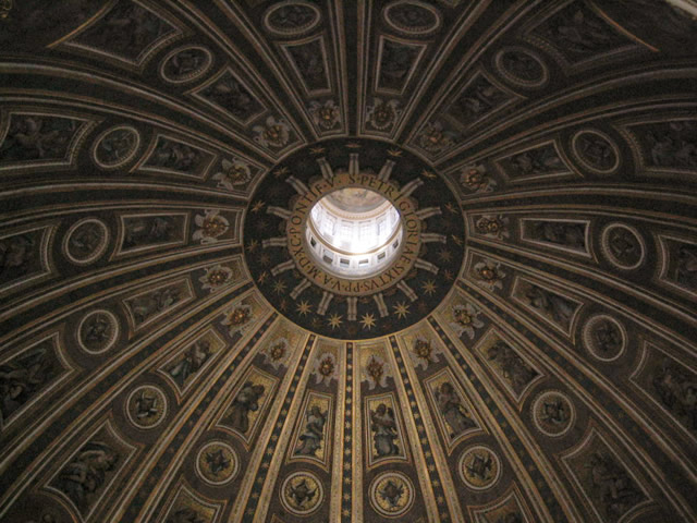 http://www.s-hoshino.com/f_photo/roma/ro_048.jpg