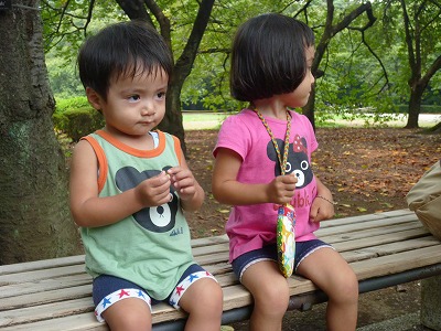 公園ではしゃぎまくった後に弟と