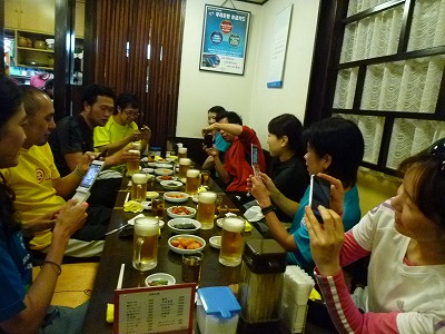 赤坂一龍 別館 名物「雪濃湯(ソルロンタン)」「朝からビールを飲んで日本の朝を元気にする会」