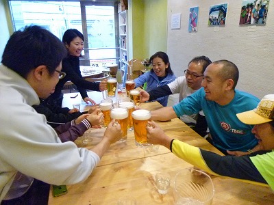 朝からビールで乾杯。まだ朝５時台ですがジョギング後のビールは格別！