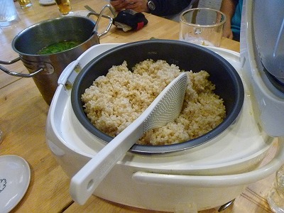 豊穣な味わいのする玄米ご飯