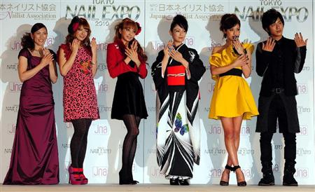 深田恭子ネイル殿堂！スザンヌ、マリエも受賞（25）