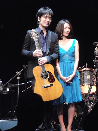 http://www.sanspo.com/geino/images/20121104/oth12110416070020-p3.jpg