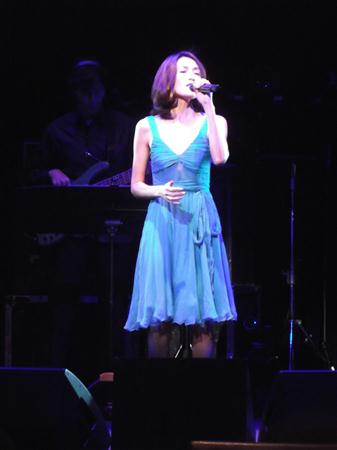 http://www.sanspo.com/geino/images/20121104/oth12110416070020-p5.jpg