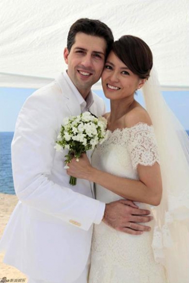 スペイン Ibizaイビサ島とヴェラ ウォンの結婚式 Ibiza Wedding のコト 男が仕切る結婚式