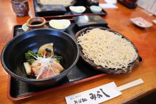 2019-04-09-12-06-48_r